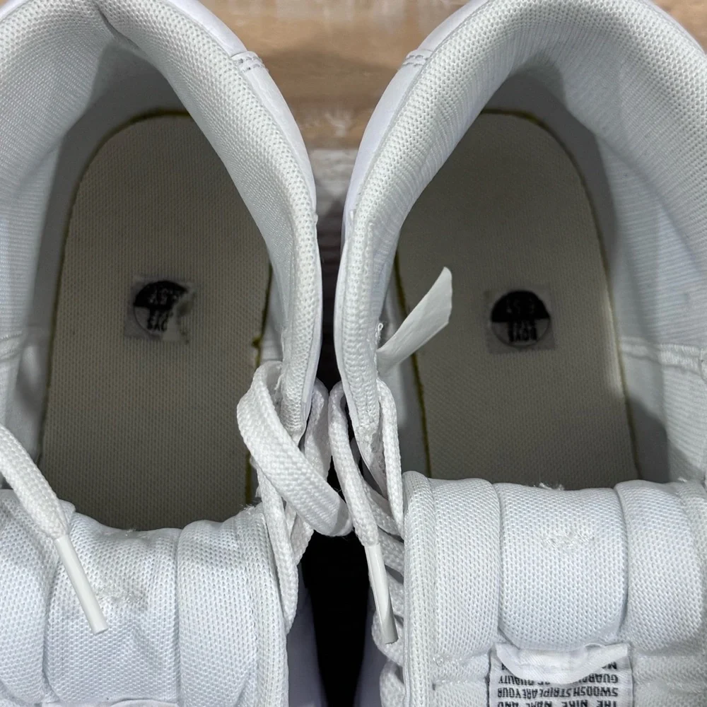 NIKE Blazer Mid '77 (GS) White/Black in Size 6.5Y - Picture 7 of 9